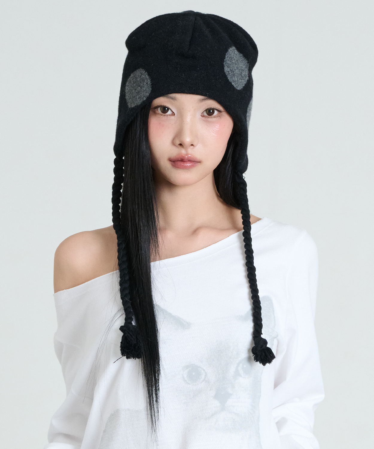 DOT EARFLAP BEANIE - BLACK