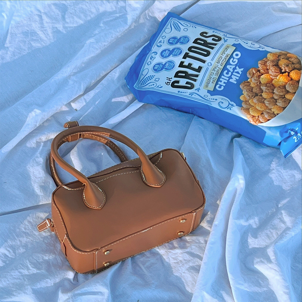 ステッチブラウントートバッグ | ファッション通販サイト NUGU