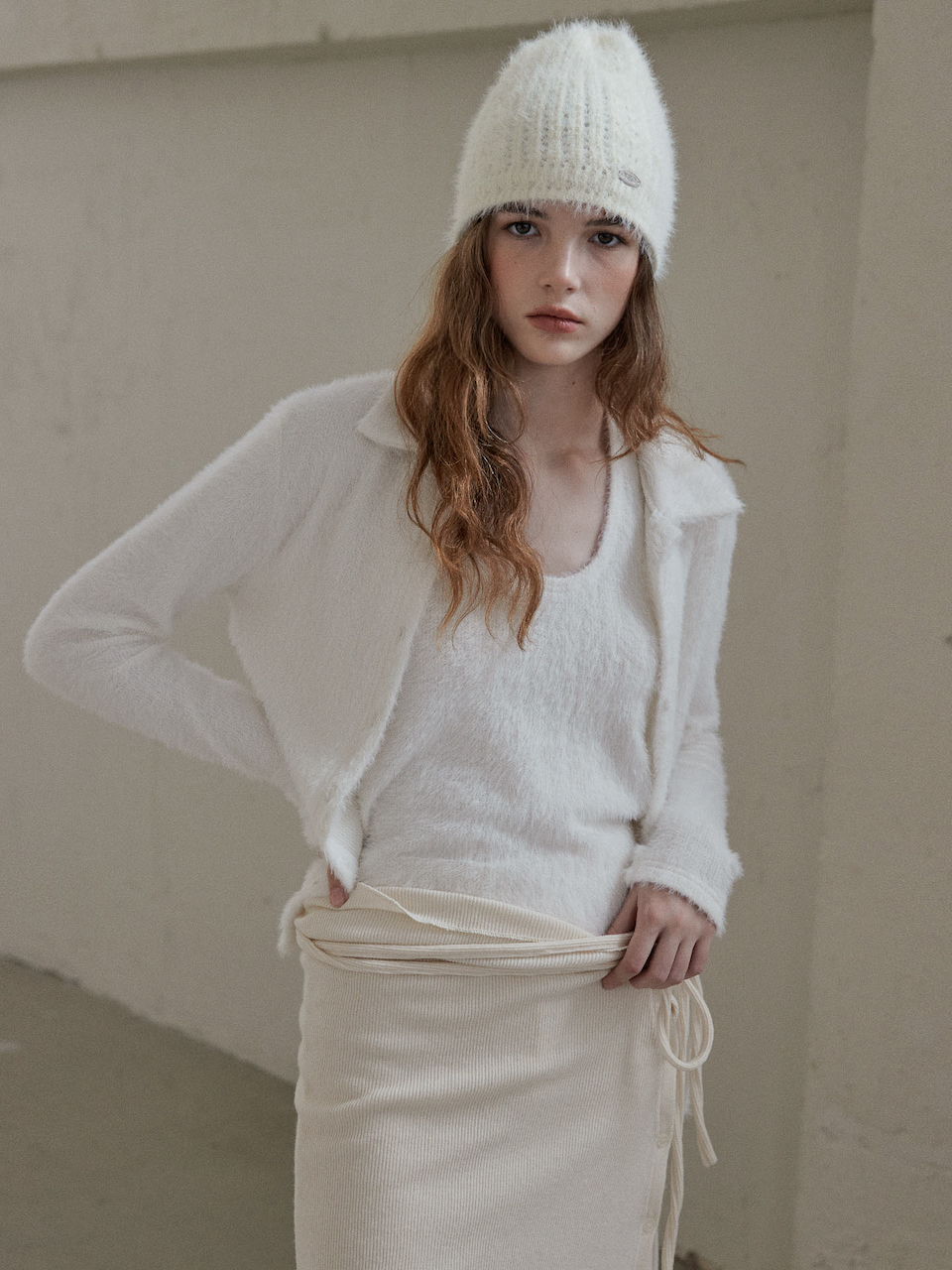 [nugu限定商品] 【購入特典】FUZZY BUSTIER SET UP_CREAM