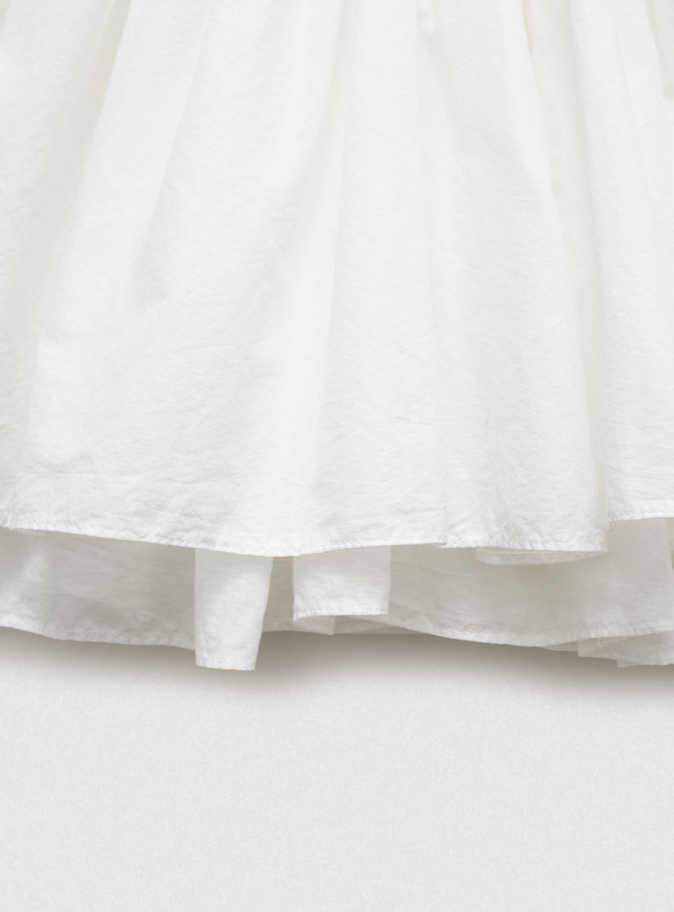 The barnnet Magnolia Off-Shoulder Top 白 The Barnnet Magnolia Off-Shoulder Top バーネット 2way (The