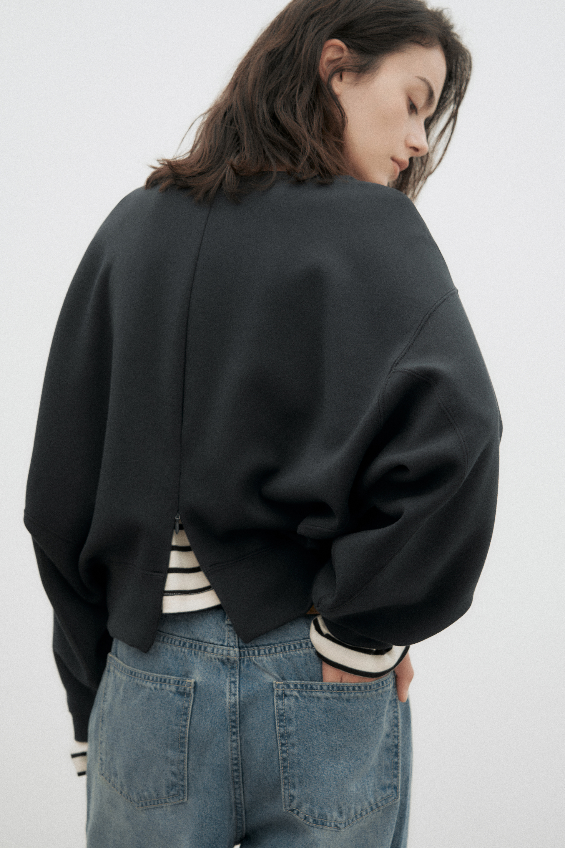 Back Zipper Sweatshirt