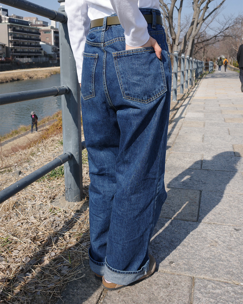 セミワイドデニムパンツ