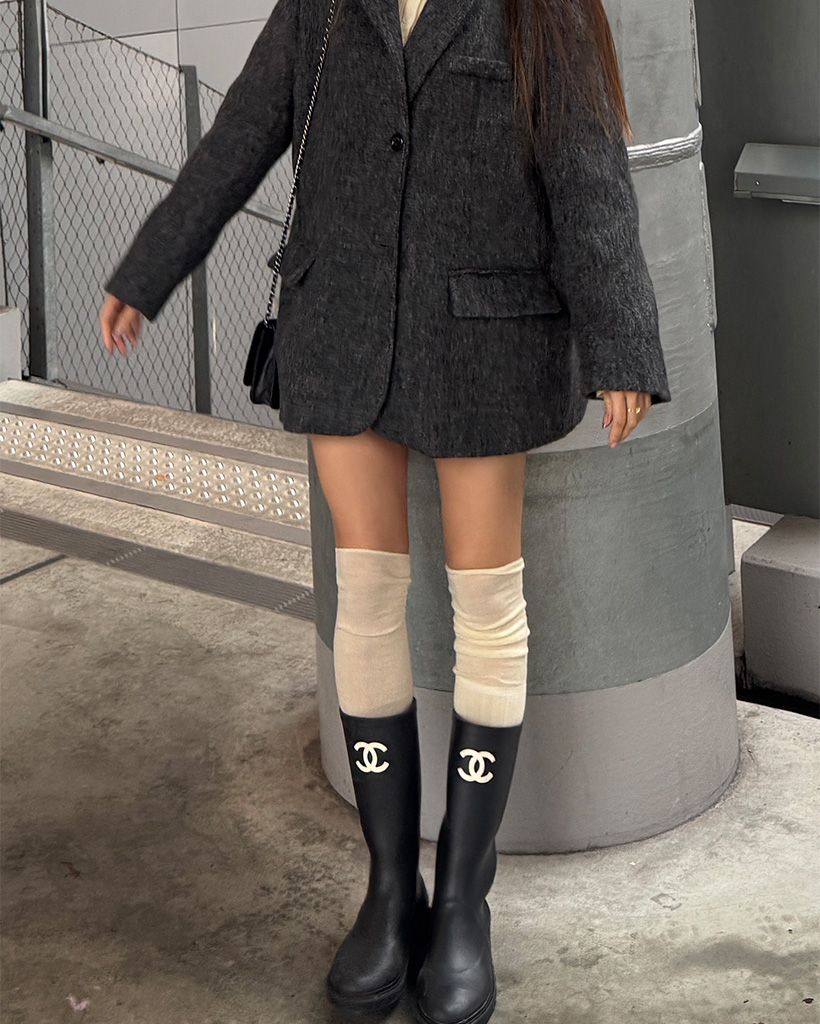 ニーハイルーズソックス