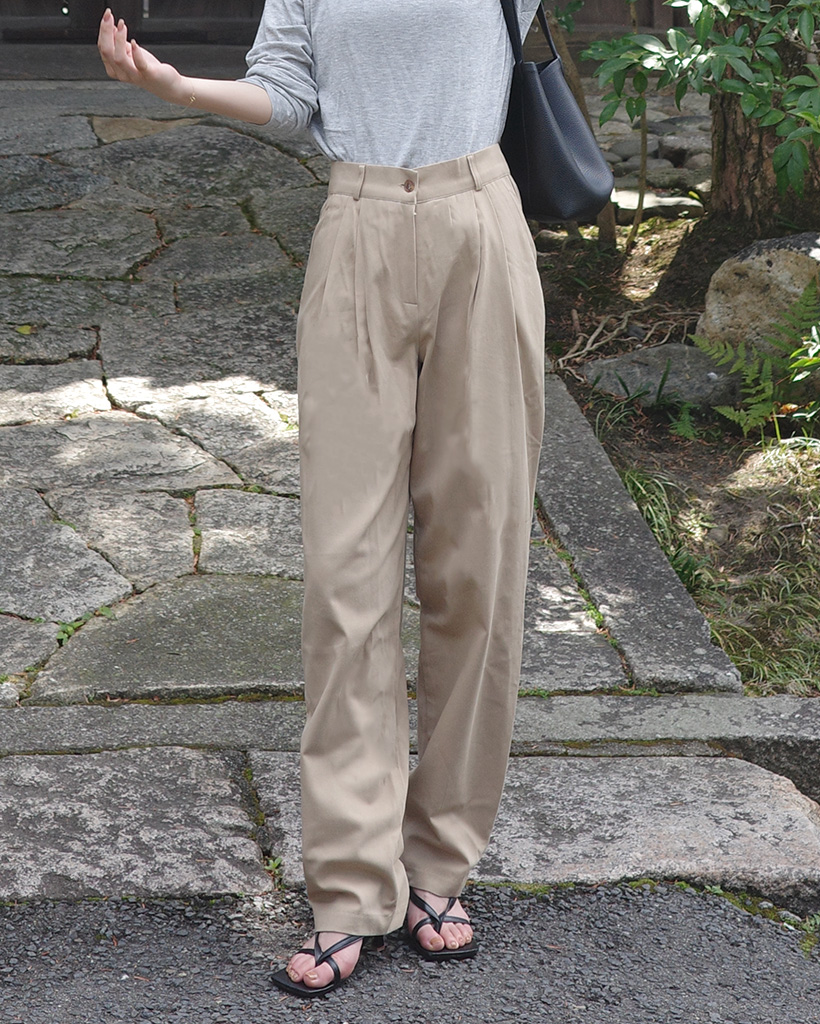 ダブルタック入りワイドスラックス | ファッション通販サイト NUGU