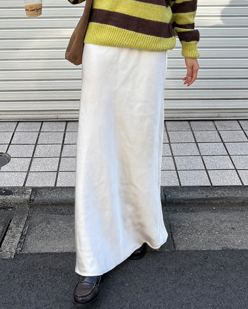 サテンマーメイドロングスカート