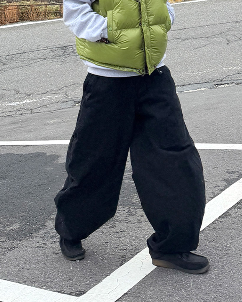 スナップポケットバルーンコットンパンツ