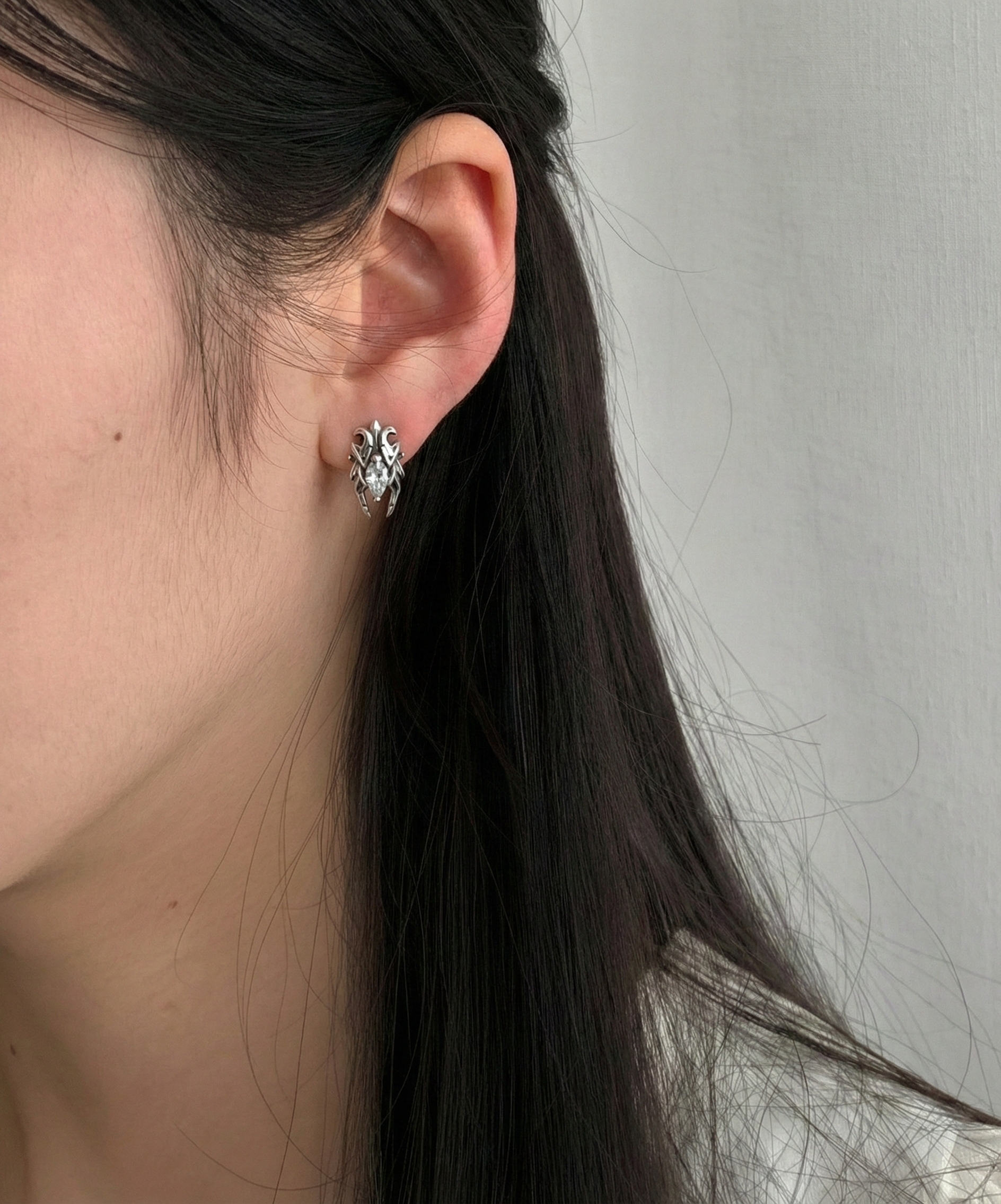 ステンレスシルバーキュービックピアス