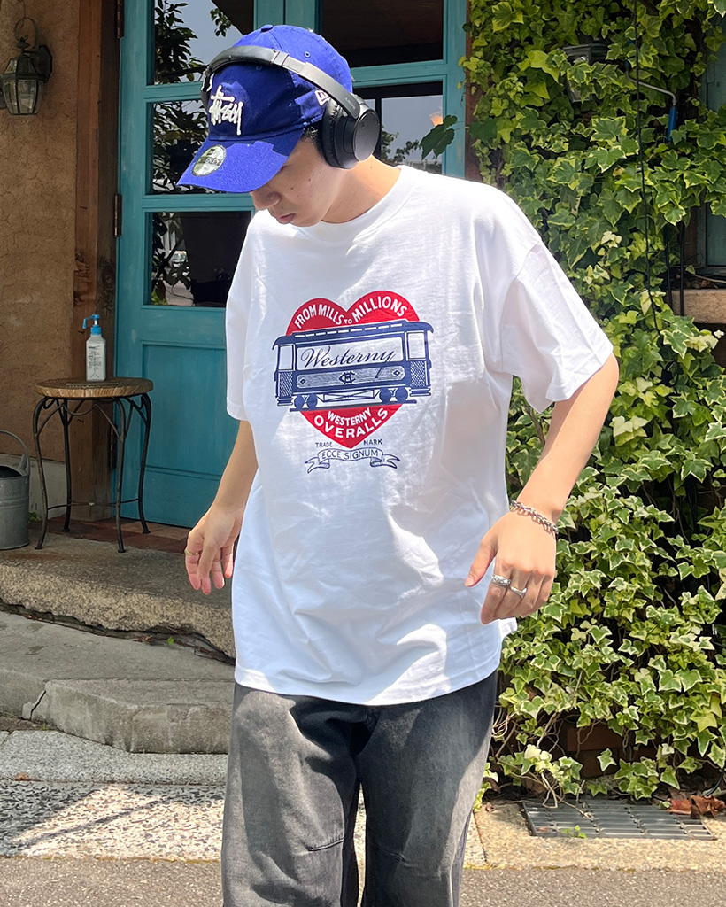 DIESEL ハートプリント 半袖Tシャツ グレー DIESEL ハート型ロゴ 半袖Tシャツ グレー ディーゼル DIESEL T