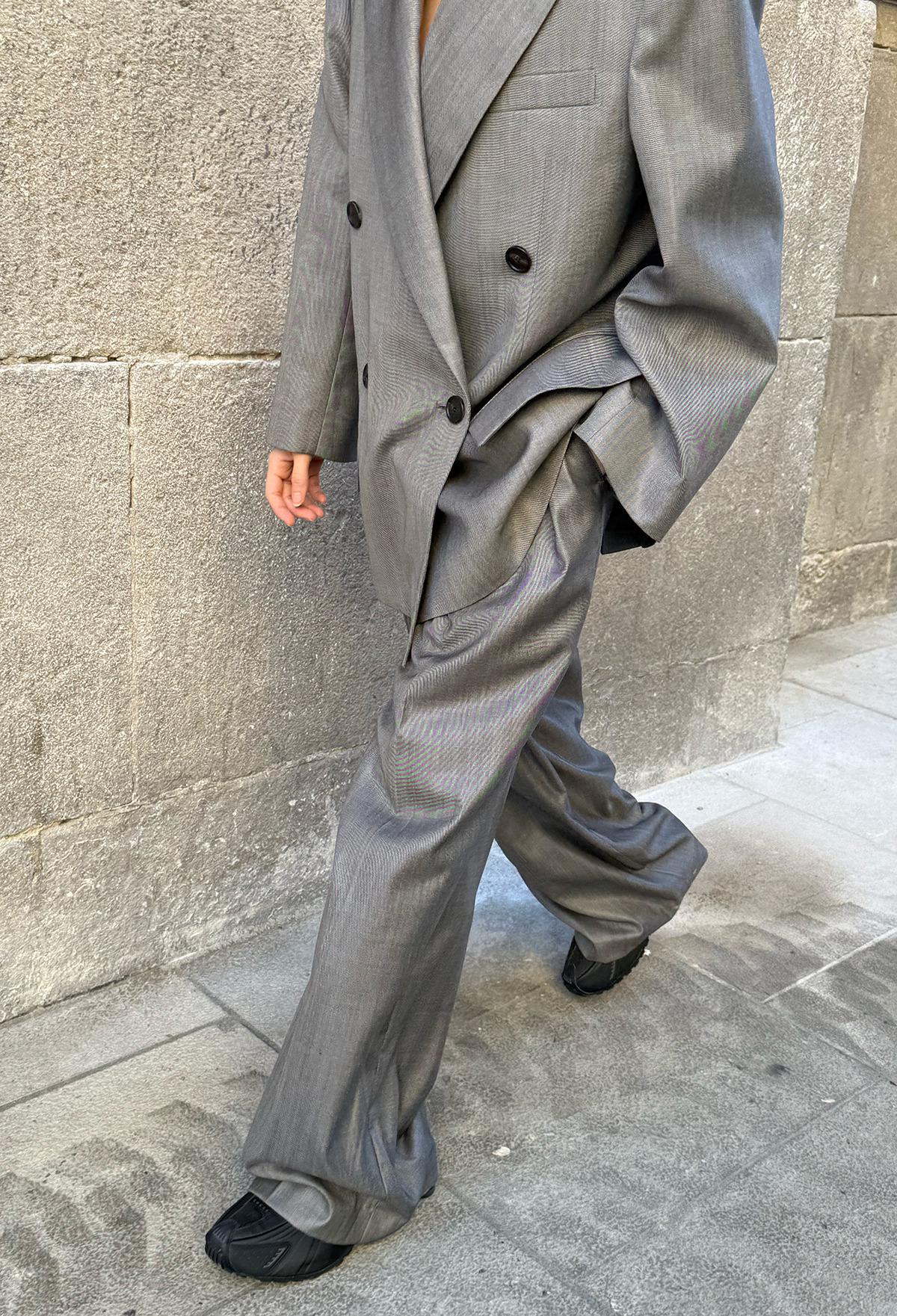 LUX Wool Silk Trousers Gray | ファッション通販サイト NUGU