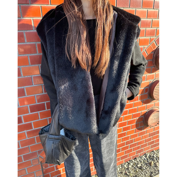 フーディーファーベスト | ファッション通販サイト NUGU