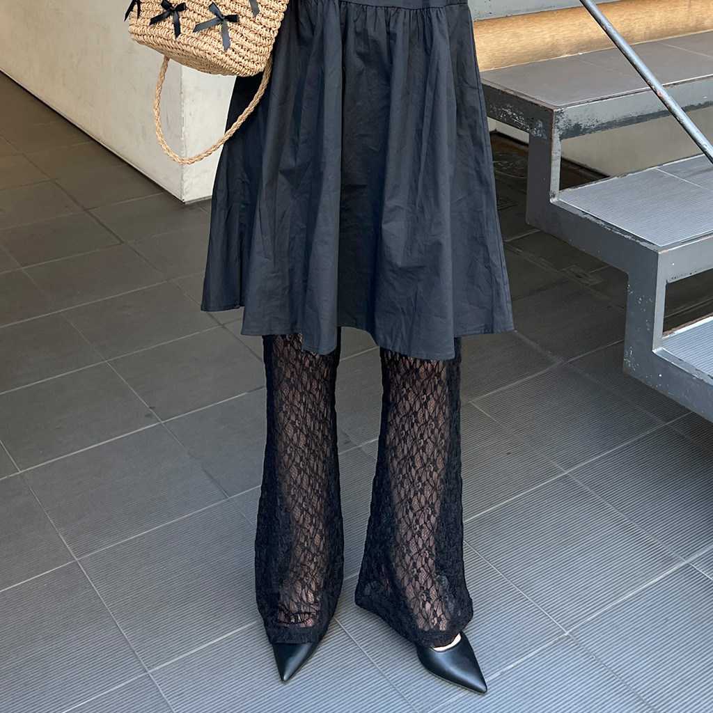 【THEAIRTOWN】レースブーツカットパンツ レースブーツカットパンツ | ファッション通販サイト NUGU