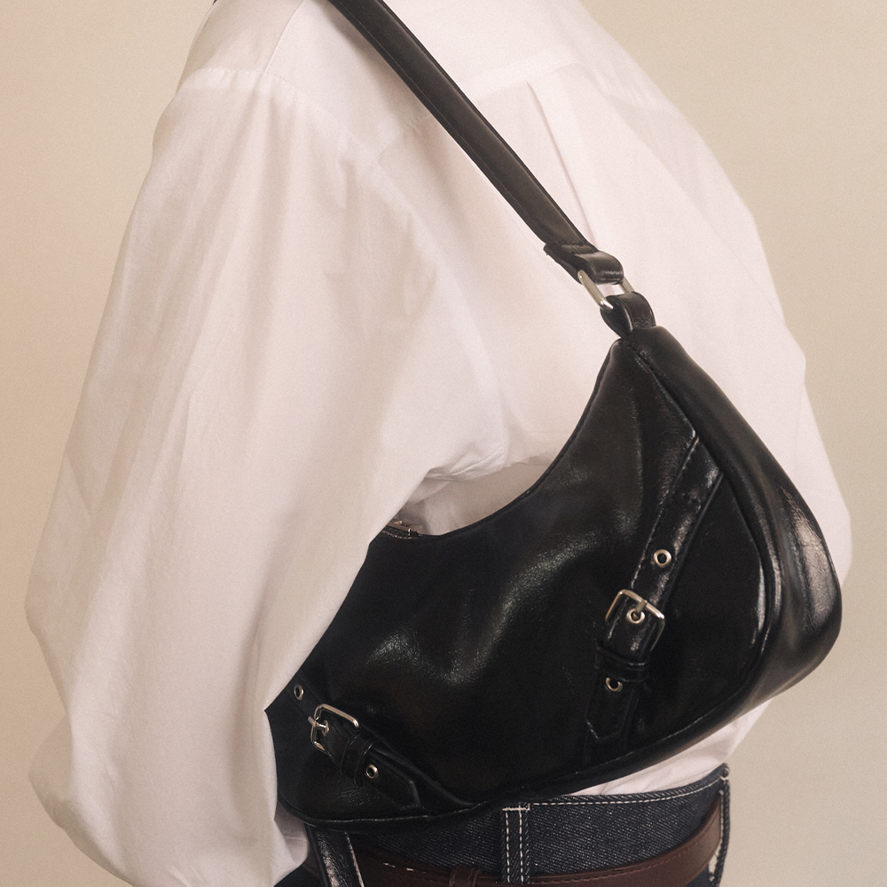 Fog Buckle Bag 452431003 (Black)