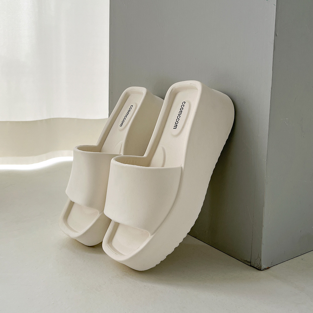 スクエア厚底サンダル(6.5cm) | ファッション通販サイト NUGU スクエア厚底サンダル(6.5cm) | ファッション通販サイト NUGU