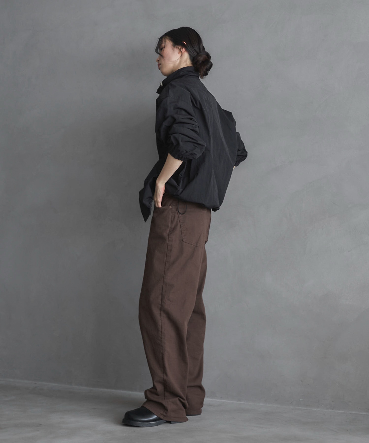 ハイネックナイロンWZIPブルゾン | ファッション通販サイト NUGU