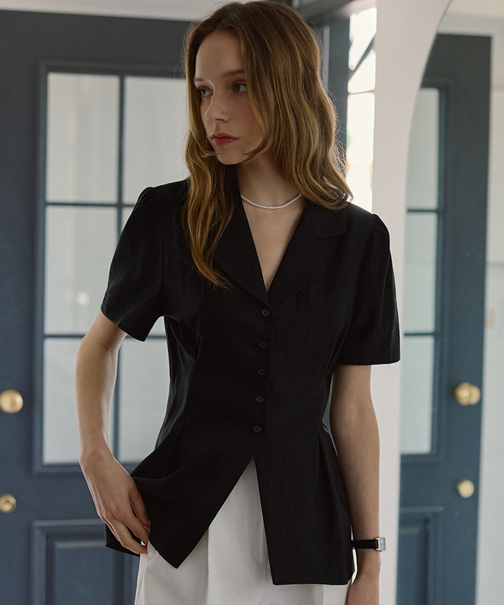 Classic Open Collar Blouse [Black]