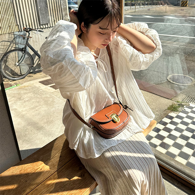 シースルーバルーンリボンブラウス | ファッション通販サイト NUGU