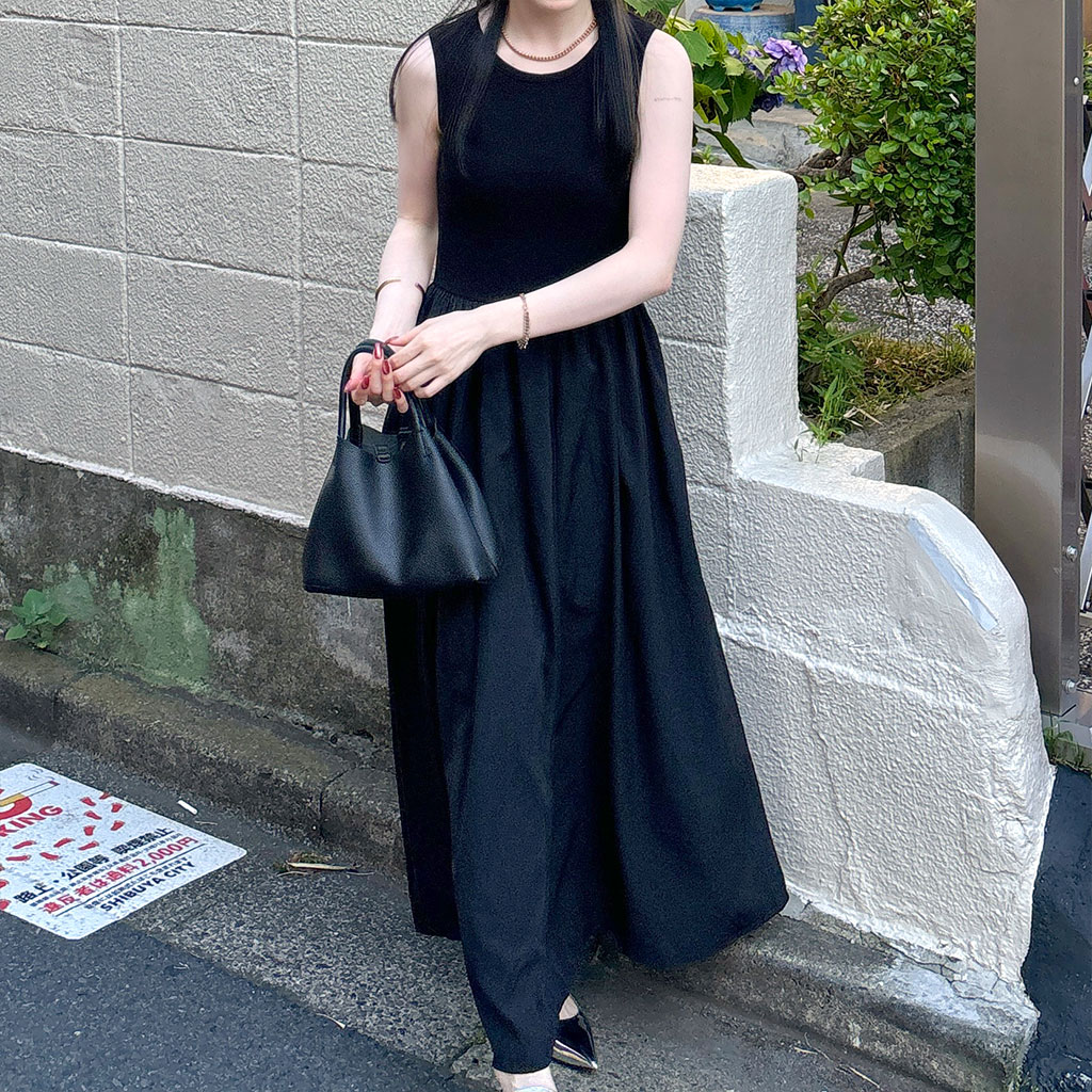 フレア ノースリーブワンピース S〜2XL ウエストシェイプ フレア ノースリーブワンピース S〜2XL ウエストシェイプ