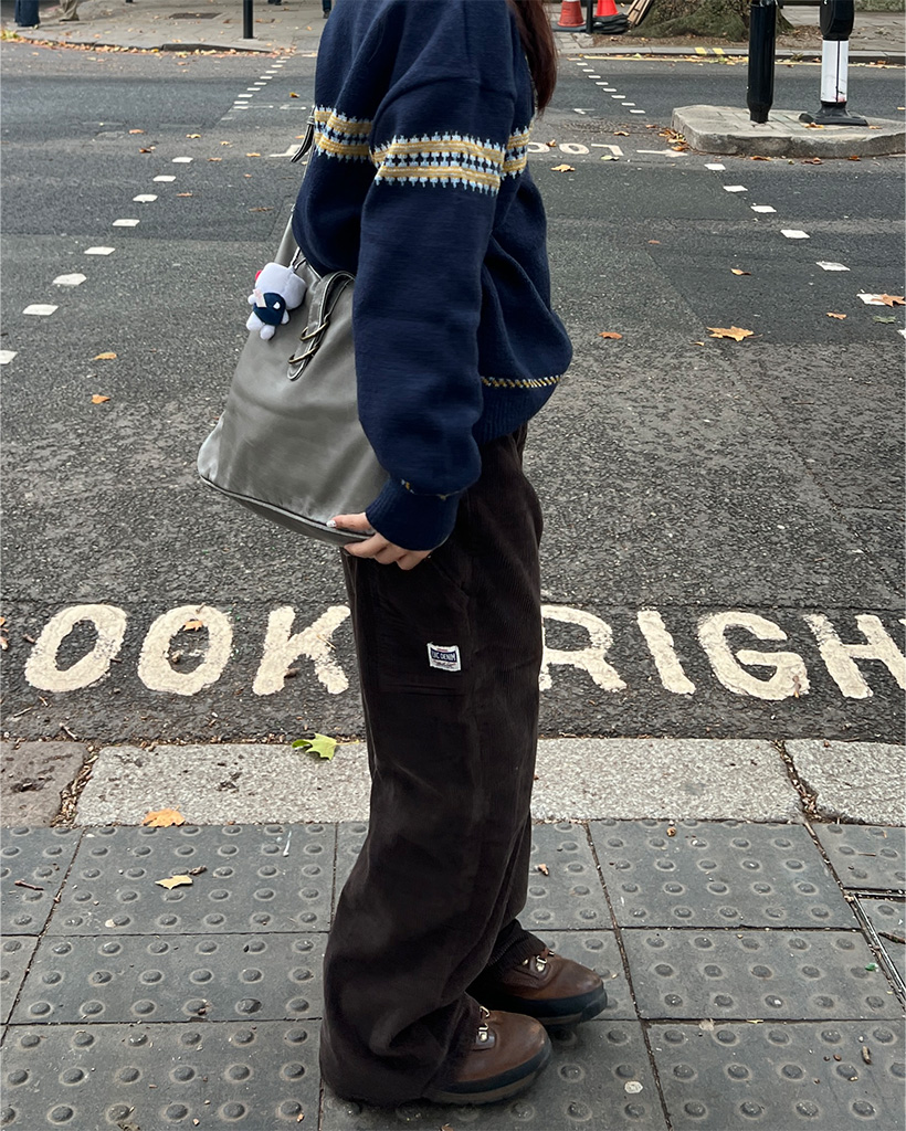 コーデュロイバックルカーゴパンツ