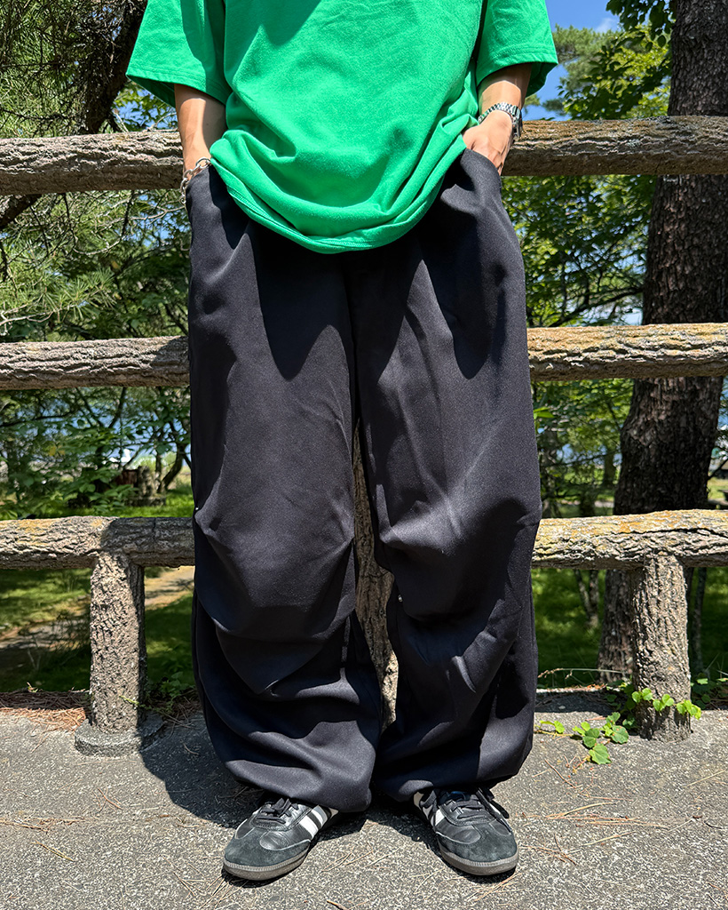 リベット付きパラシュートパンツ | ファッション通販サイト NUGU