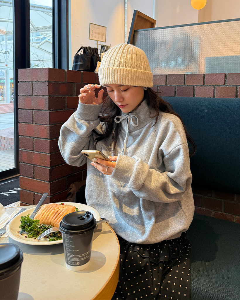 ストリングリボンスウェット