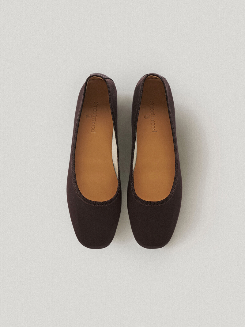 Sia Satin Flat Brown (Vibram Sole)