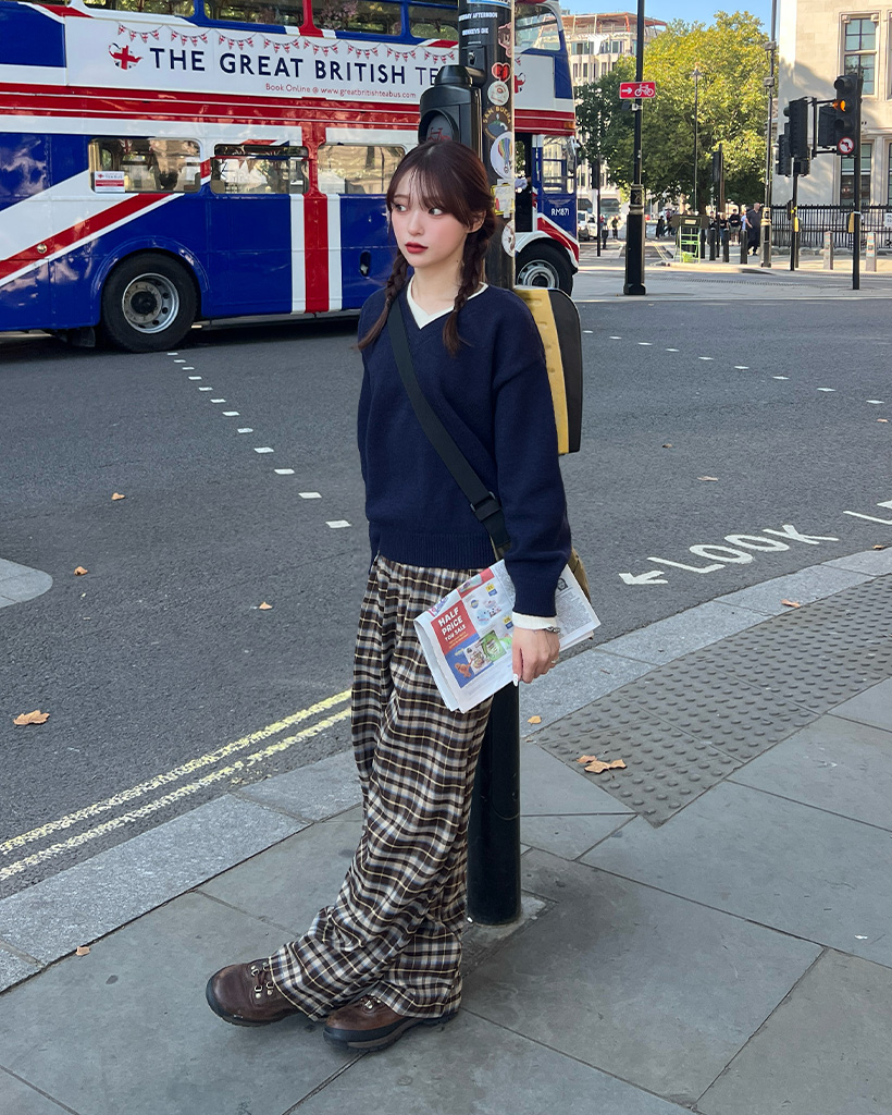 レイヤードVネックニット | ファッション通販サイト NUGU