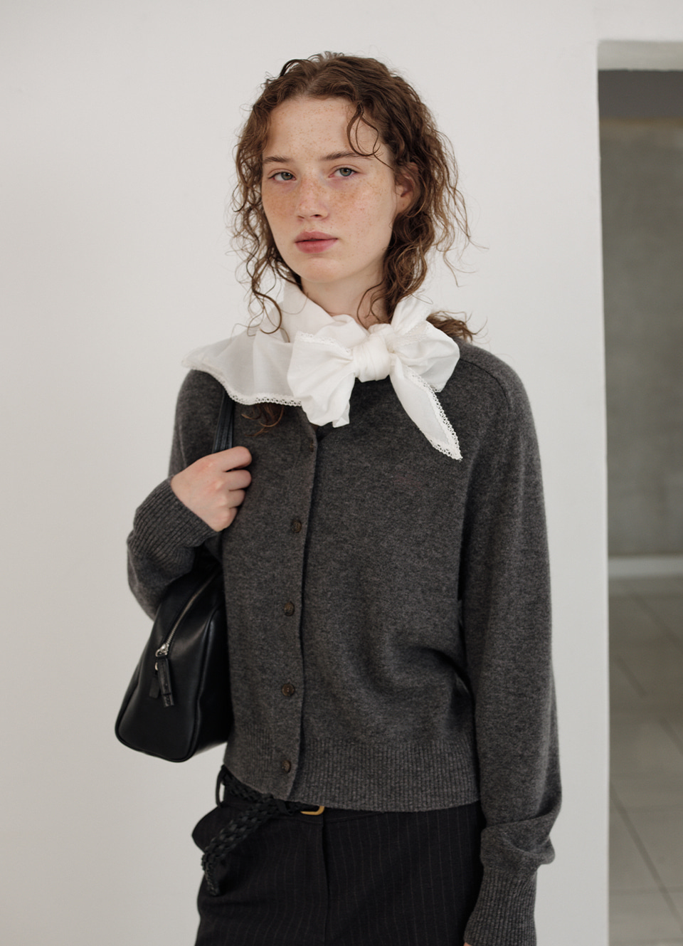 PEDI ペディー　525 FD0884-025] Womens Nike Zoom Vomero 5 (W) 'Photon Dust