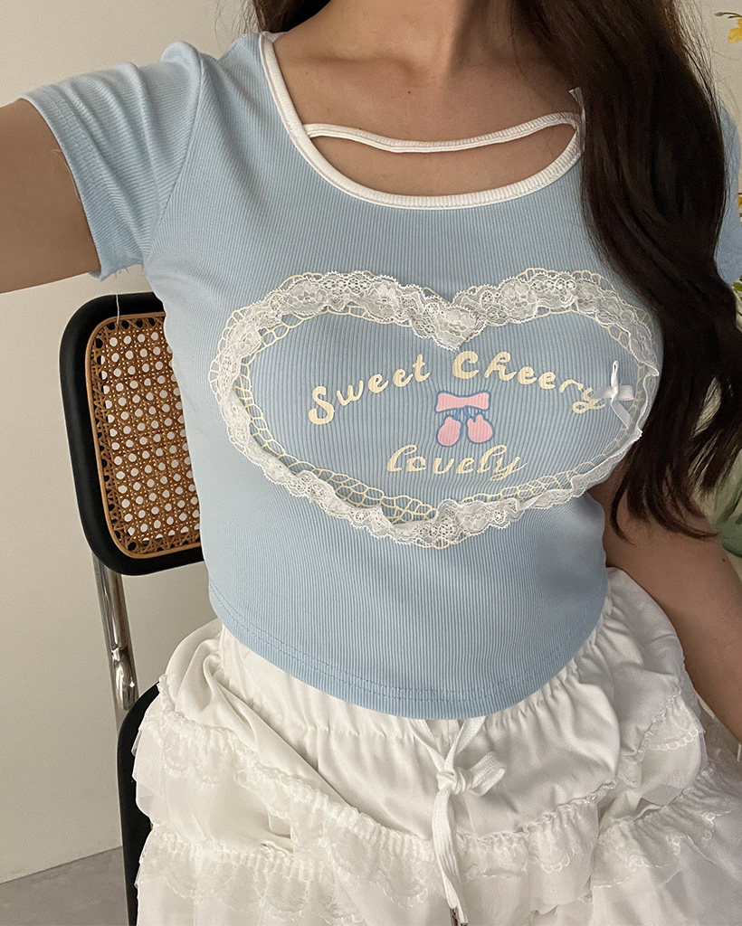 Naptime クロップド　Tシャツ　ホワイト Nissy Naptime クロップド刺繍tシャツ ホワイト - メルカリ