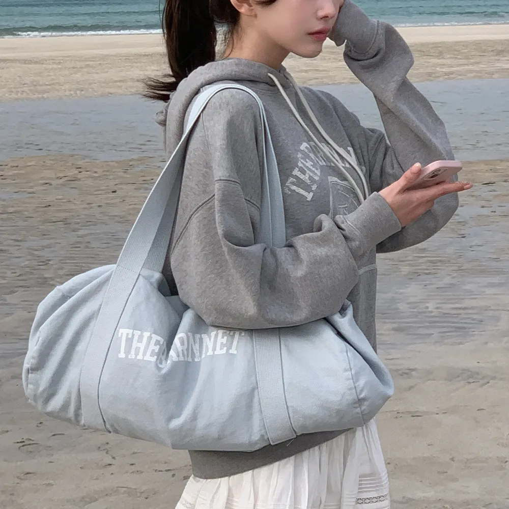 Pale Logo Duffle Bag Large_Light Blue