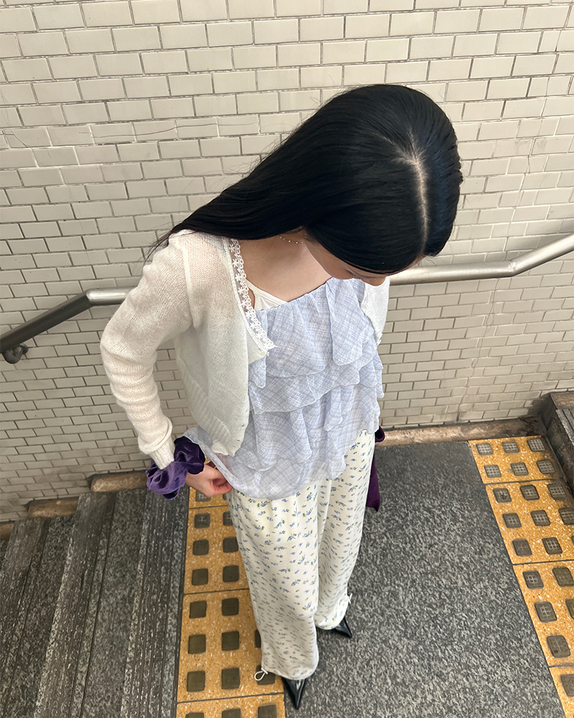 レースネックラインポイントサーマルカーディガン