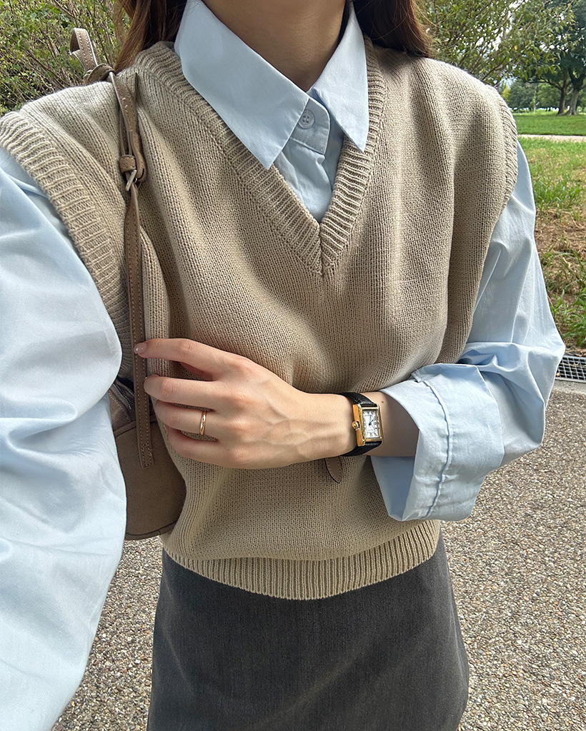 美品⭐︎LOUIS VUITTON リブニットクロップトップ 美品⭐︎LOUIS VUITTON リブニットクロップトップ リブクロップ