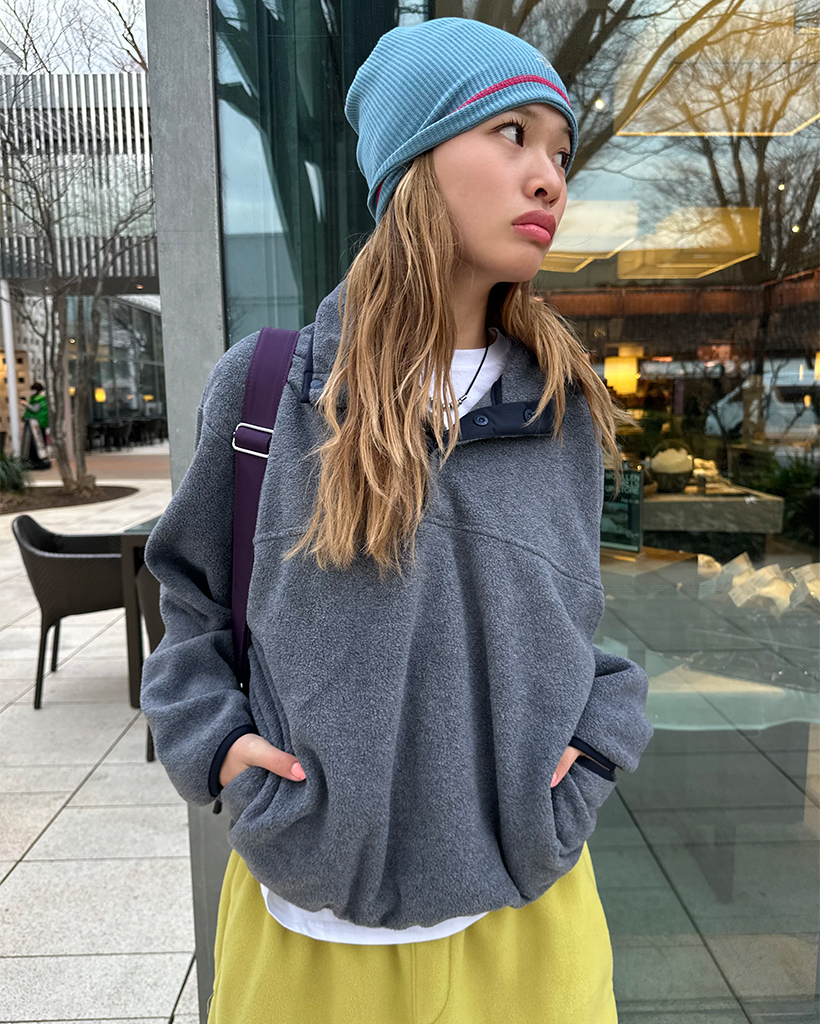 ポイントバイカラーハイネックハーフボタンフリース