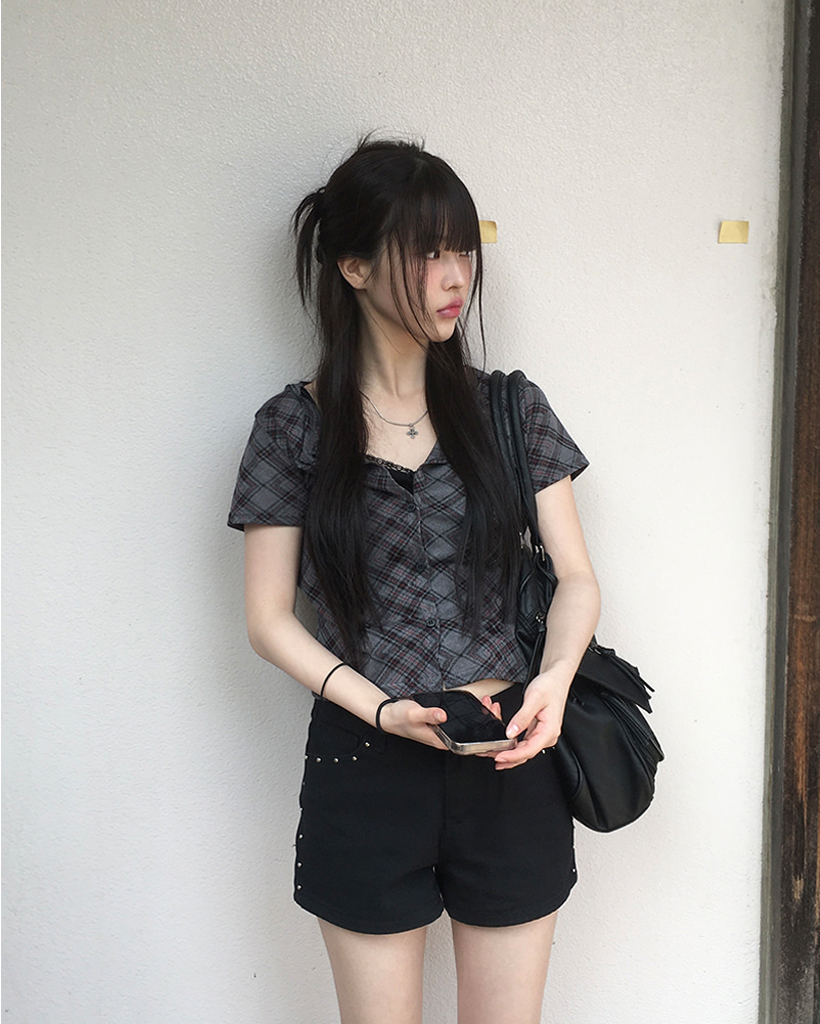 13040461_cd1.jpg