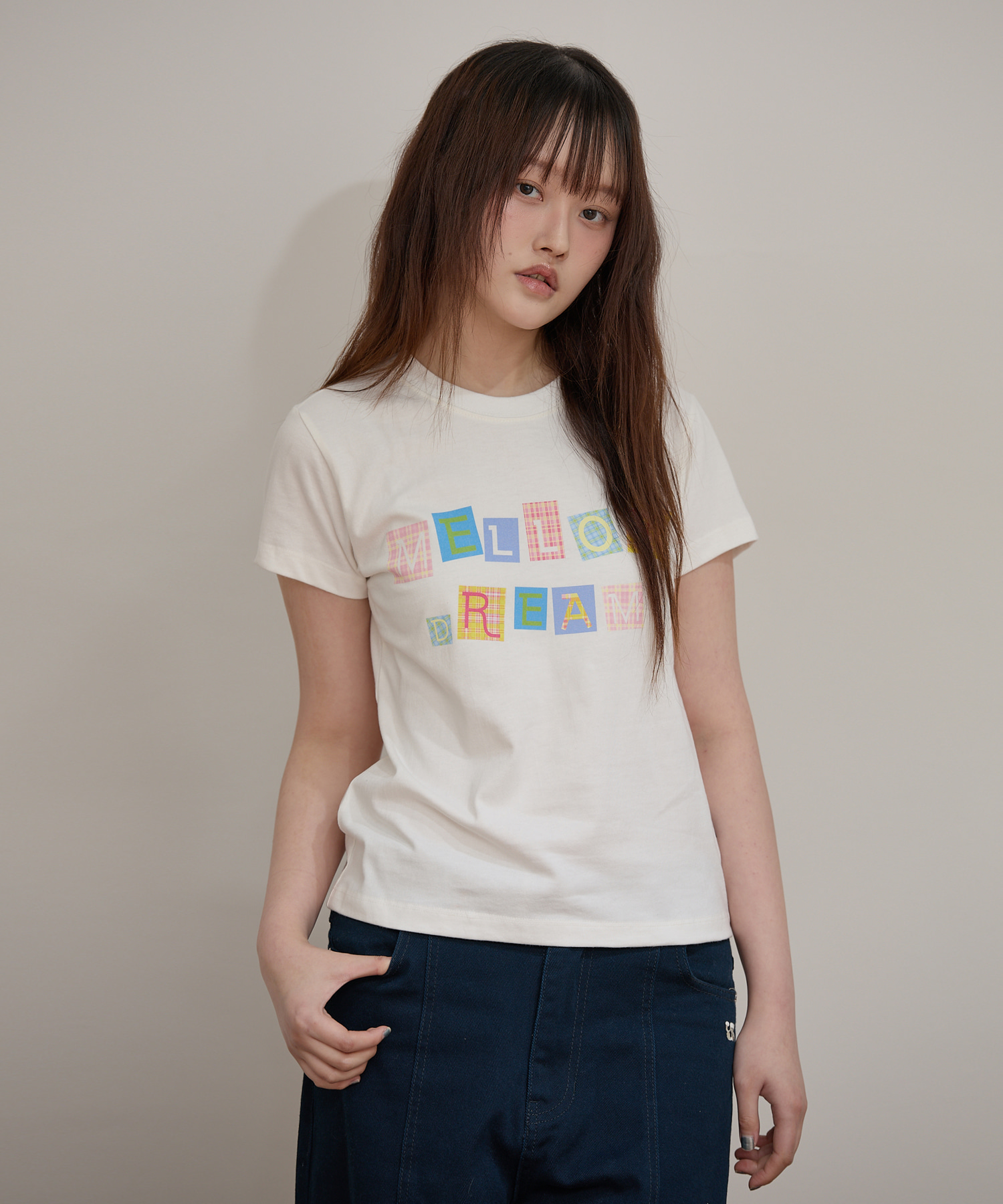 MELLOW DREAM Check Letter Half T-shirt IVORY