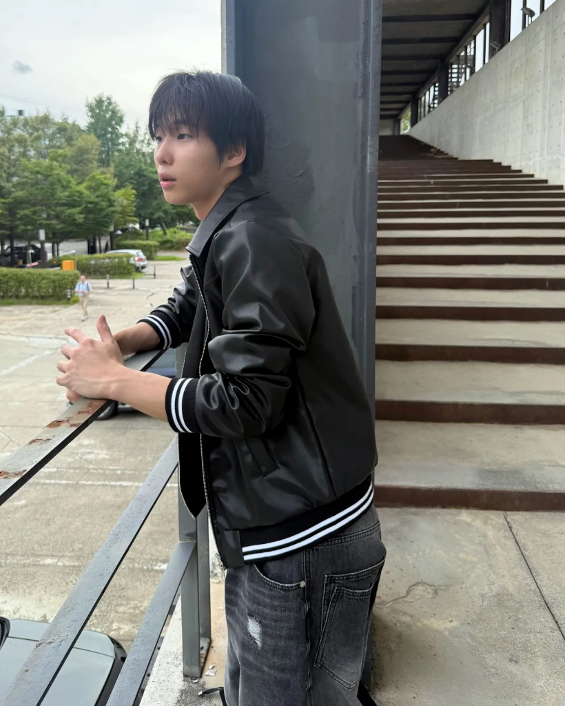 2WAYクロップドトラックレザージャケット | ファッション通販サイト NUGU