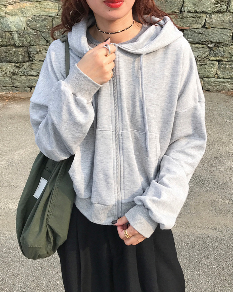 クロップド丈フードジップアップパーカー | ファッション通販