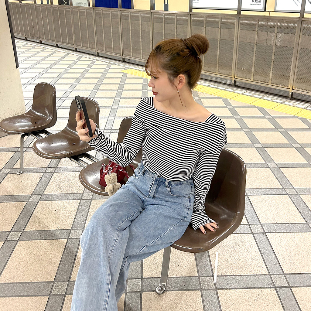 ボーダーオフショルダーTシャツ | ファッション通販サイト NUGU