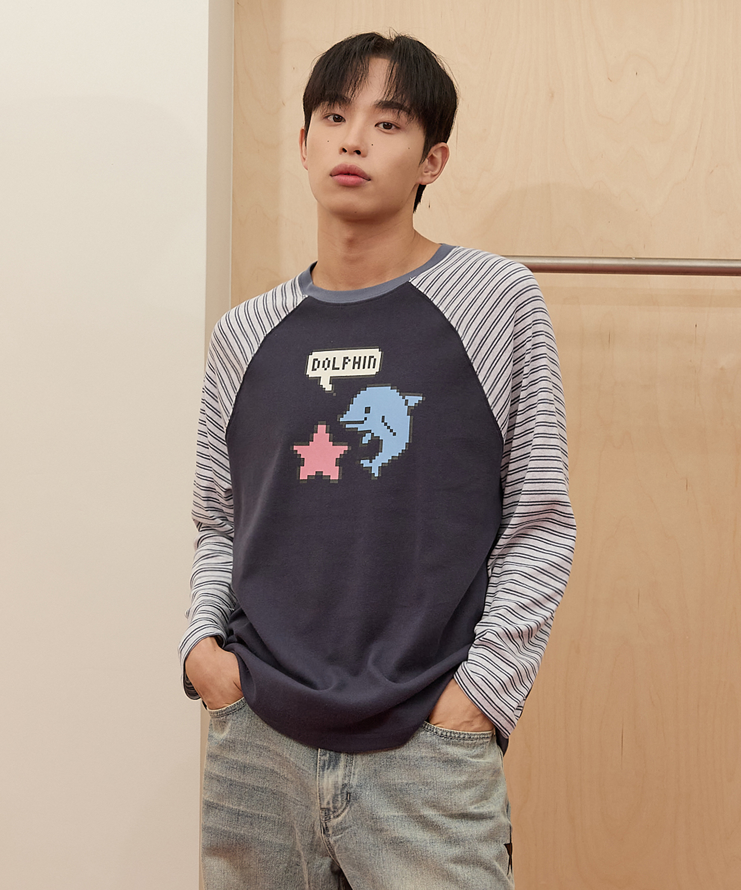 No.647 FILA スタイルアップ抜群ゲームシャツ☆NAVY☆XL☆ Pixel Star Dolphin Long Sleeve T-shirt NAVY | ファッション