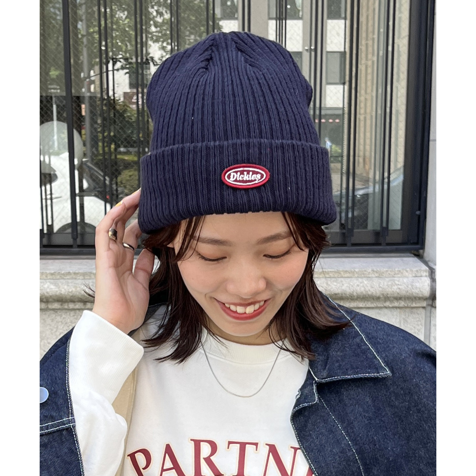 Dickies】1ポイント刺繍ロゴワッペンニットキャップ