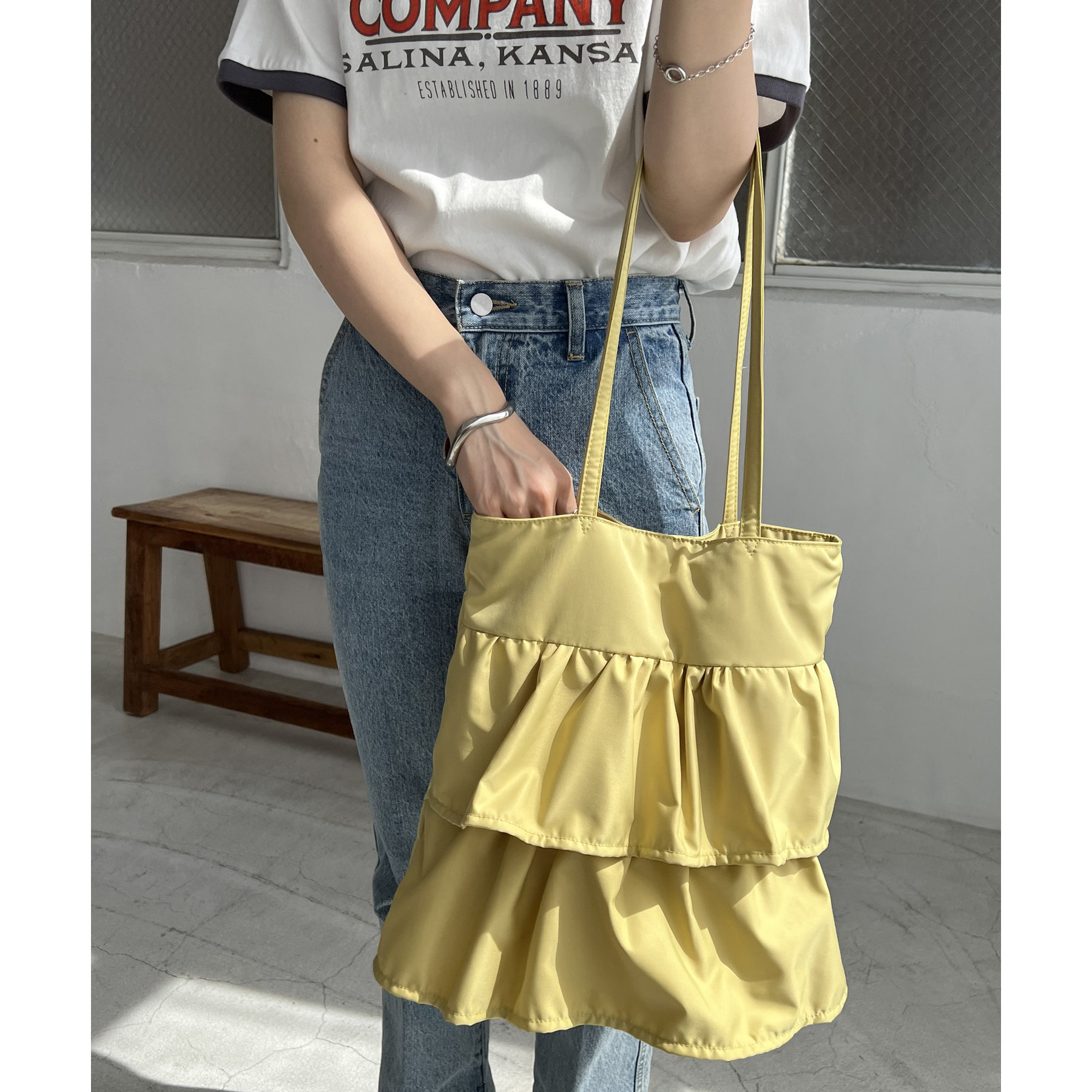 fitmore フリルティアードジャケット　トートバッグ付き　ネイビー　送料込み fitmore フリルティアードジャケット トートバッグ付き ネイビー