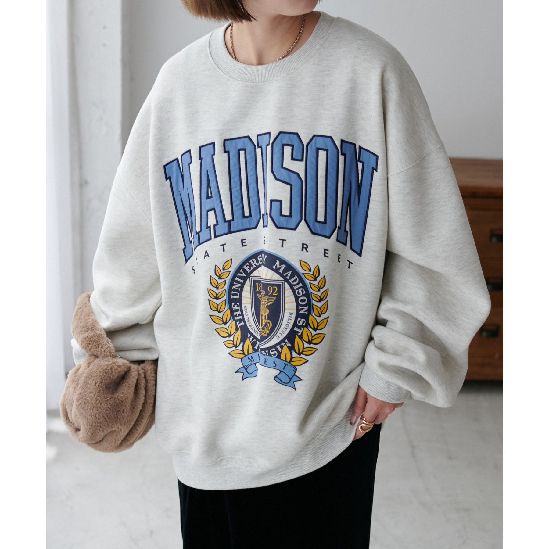 3302【希少モデル・美品】グッチ ポルカドット＆ヴィンテージロゴ スウェット WEB限定】刺繍ロゴカレッジスウェット | ファッション通販サイト