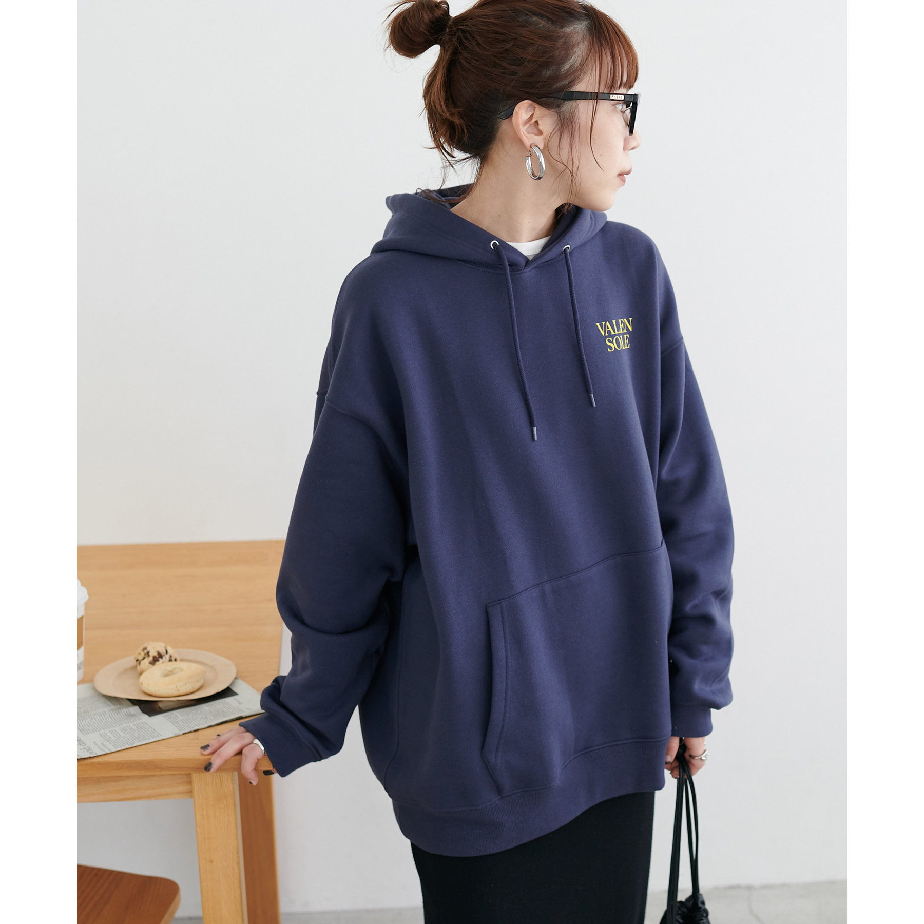 トレーナー スウェット 「ユニセックス/WEB限定」ヴァレンソールビッグフードスウェット レディース メンズ Discoat トレーナー スウェット 「ユニセックス/WEB限定
