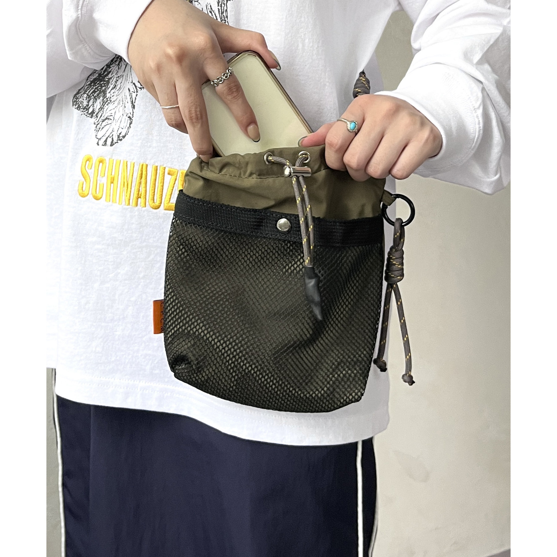 R様　オーダー　ショルダーバッグ　パラコード ラスドット lus. パラコードショルダーバッグ （ブラック