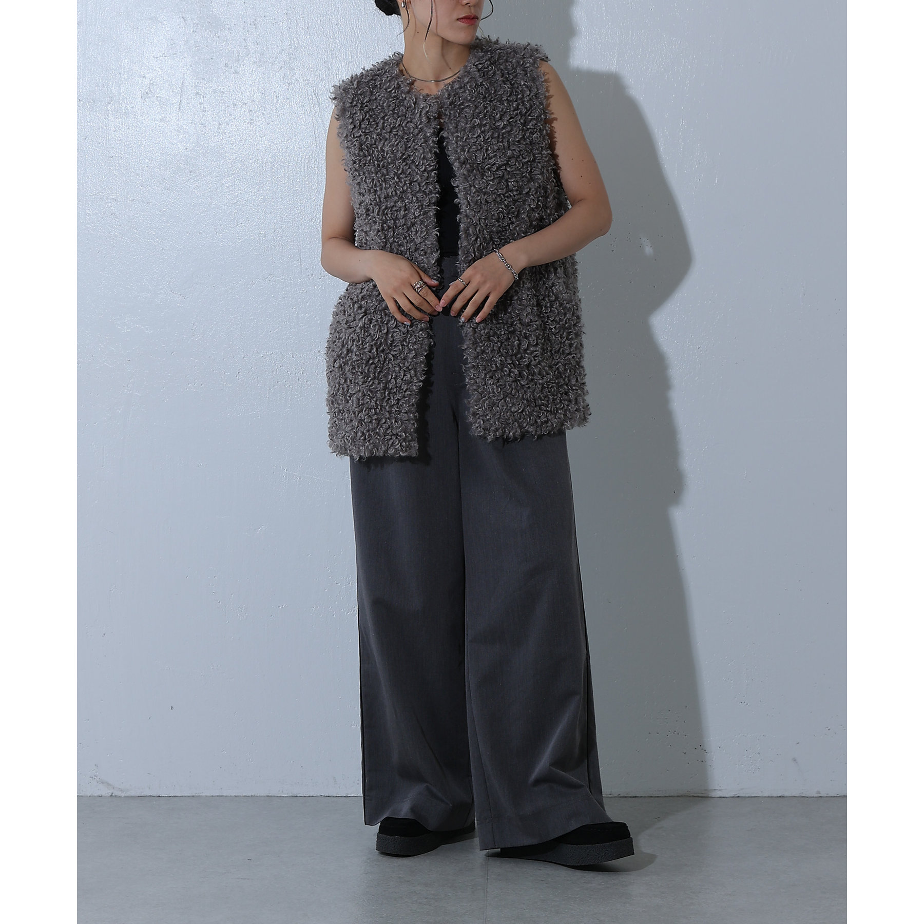 プードルフェイクファーロングベスト | ファッション通販サイト NUGU