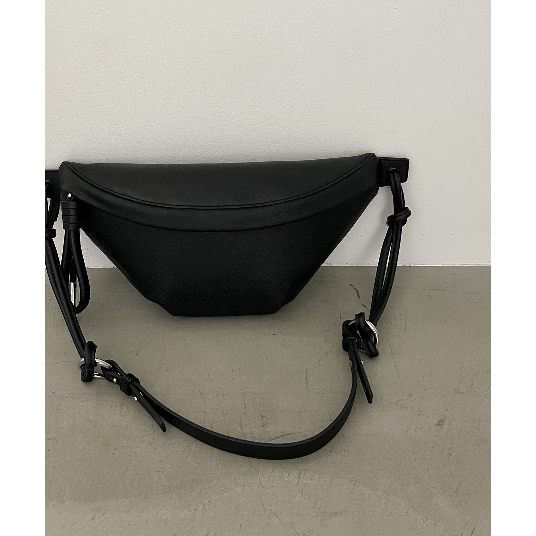 tov/トーヴ＞BUFF ボディバッグ | ファッション通販サイト NUGU