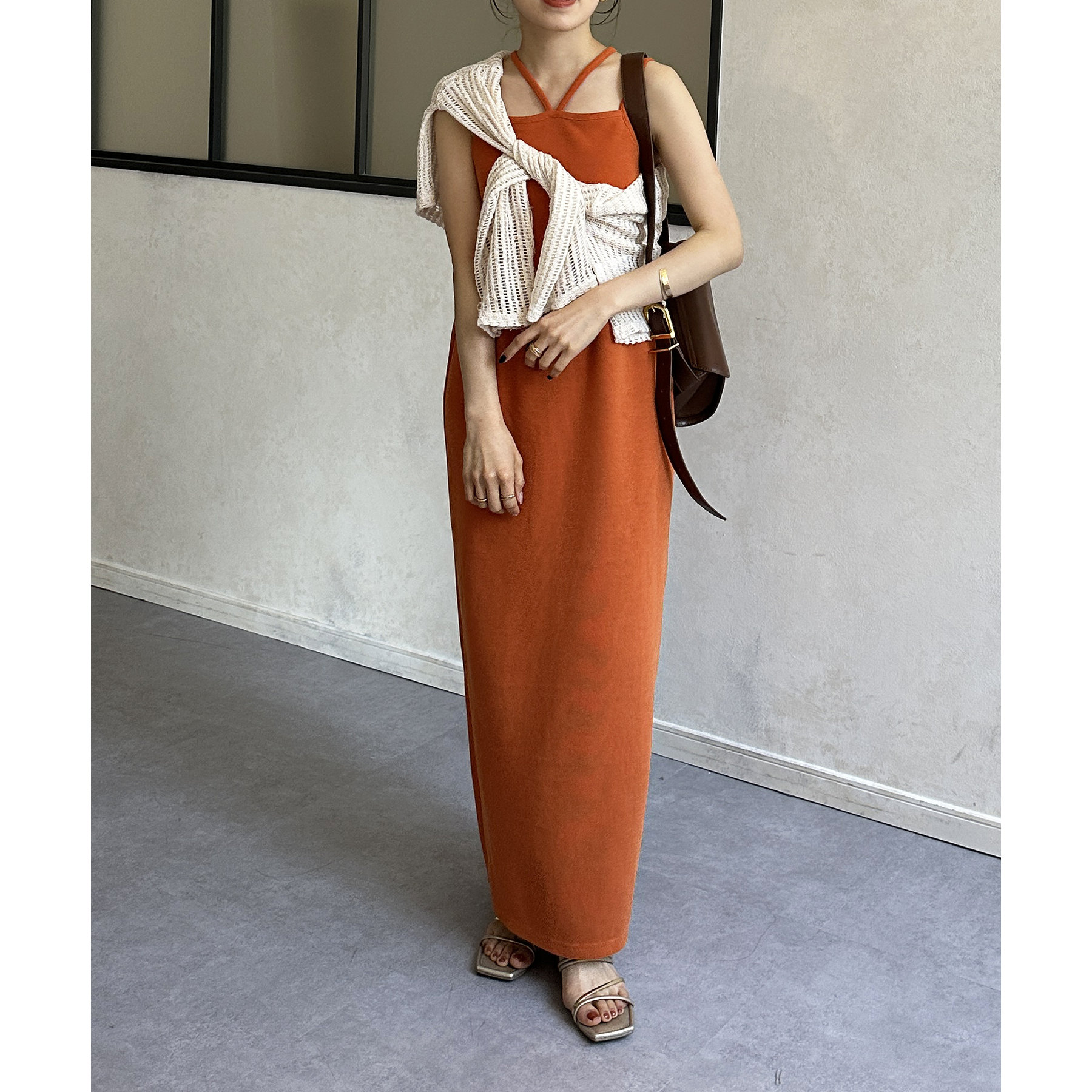 ホルターネックカップ付きナローキャミワンピース | ファッション通販