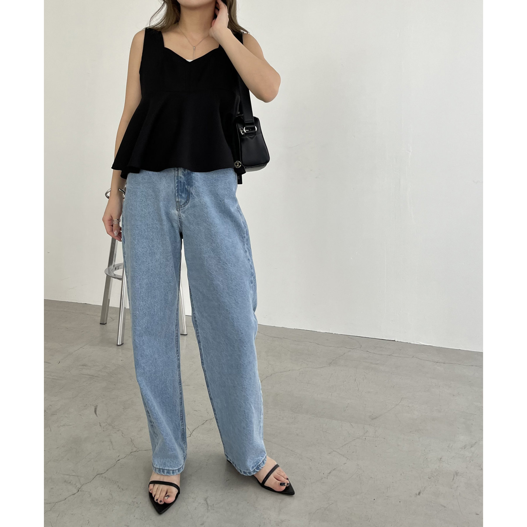 Louere ハイウエストストレートデニム　ライトブルー　STサイズ Louere ハイウエストストレートデニム[品番：AMTW0012393