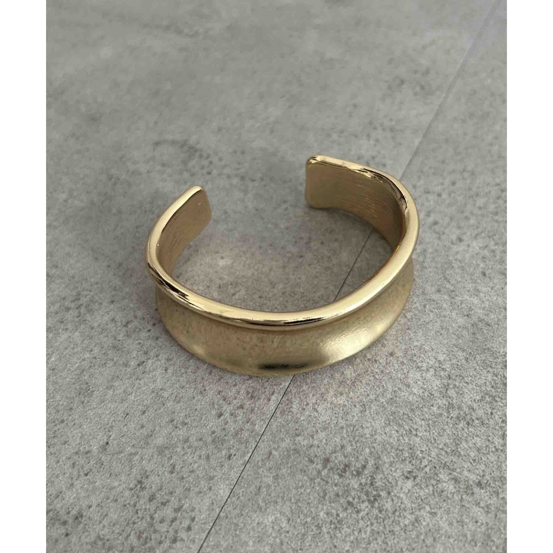 heilly/ヘイリー】セミワイドバングル | ファッション通販サイト NUGU