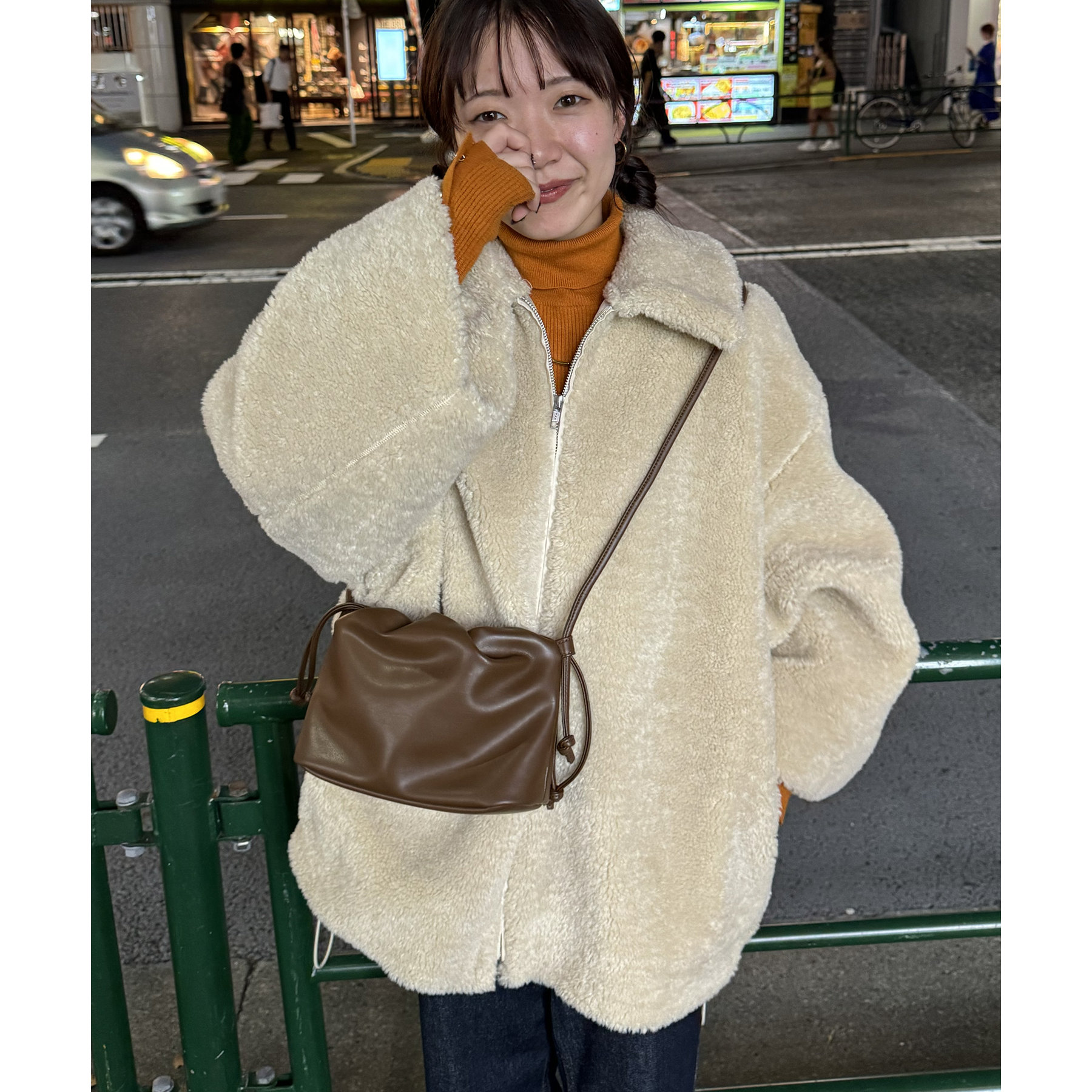 カーリーファースタンドブルゾン | ファッション通販サイト NUGU