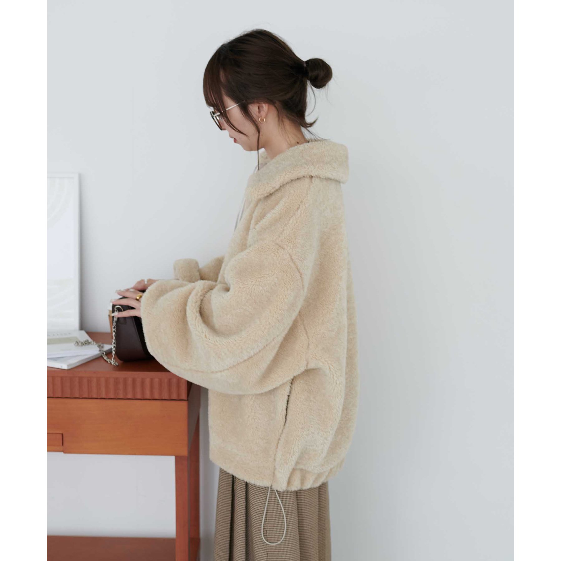 カーリーファースタンドブルゾン | ファッション通販サイト NUGU
